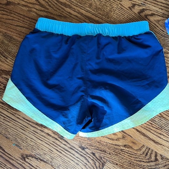 Patagonia, Gymboree, under armour, all in motion size medium (7/8) girls shorts - Picture 15 of 15